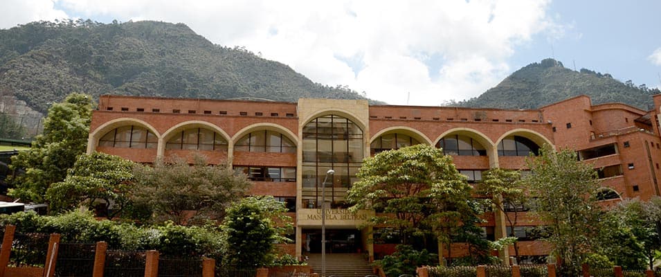 Universidad Manuela Beltrán - UMB